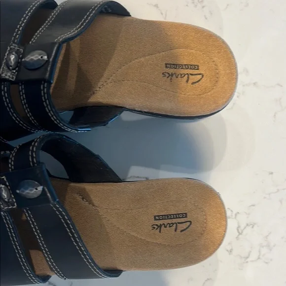 Clarks Black Leather Slide Sandals - Picture 2 of 9